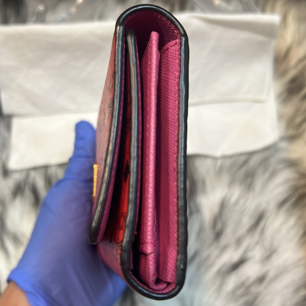 MCM wallet with pink interior, NWOT - Picture 4 of 11